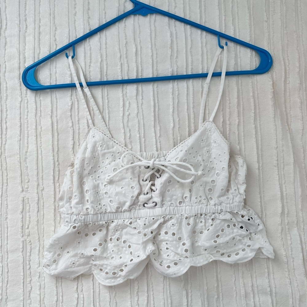Aerie White Eyelet Lace-Up Crop Tank Size XS